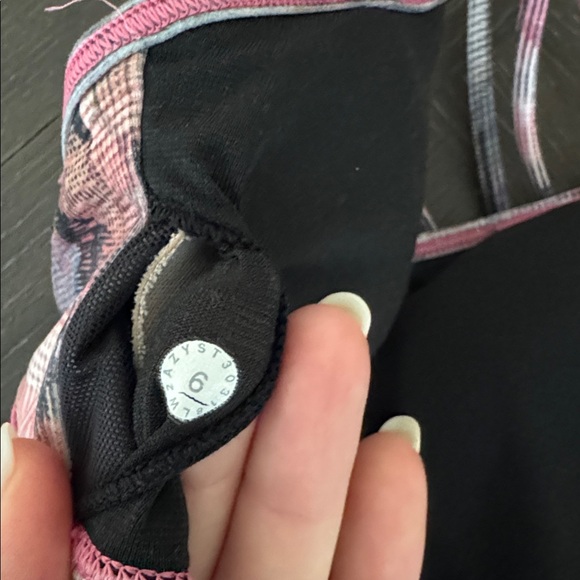 Lululemon Strappy Back Sports Bra Size 6 | Pink Black Lined Running Workout - Picture 5 of 6